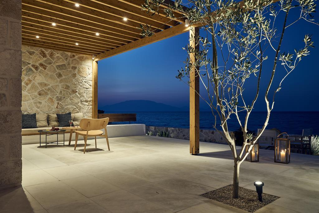 Niova Villa - Seafront, Private Pool And Ionian Sea Views, By Zantewize Аликес Экстерьер фото