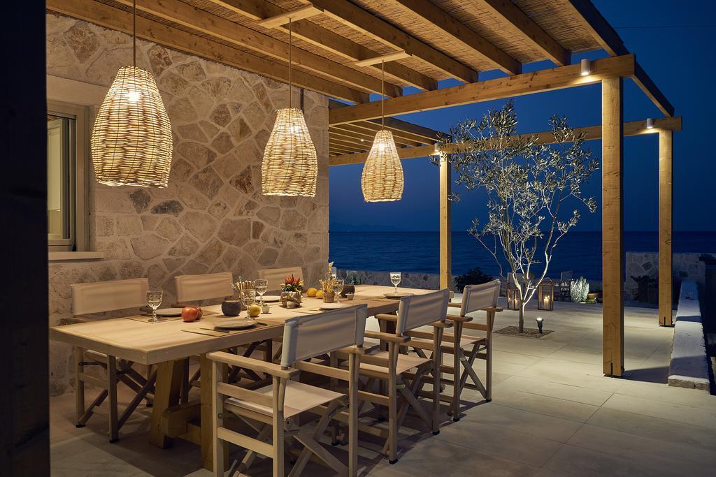 Niova Villa - Seafront, Private Pool And Ionian Sea Views, By Zantewize Аликес Экстерьер фото